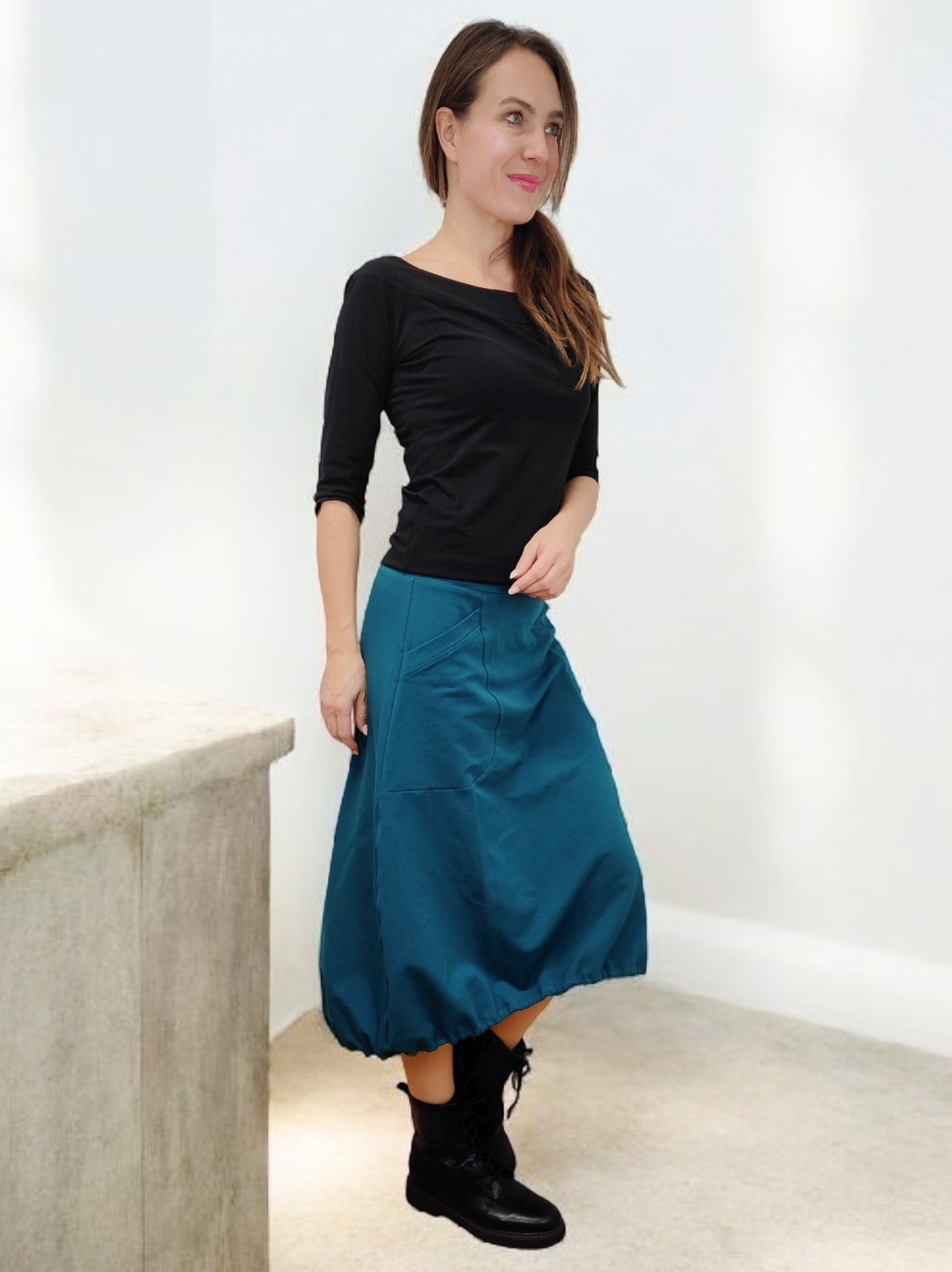 petrolejová balonová midi sukně jak nosit